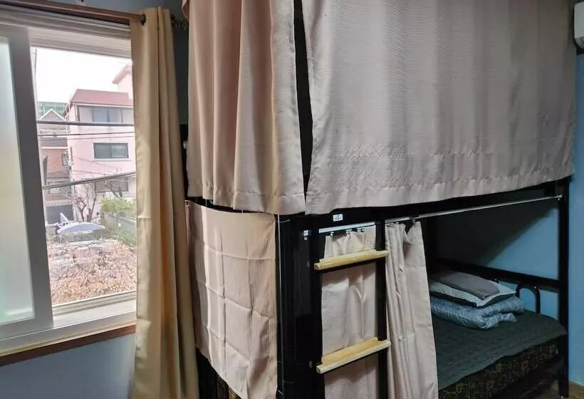 Birdsnest Hostel Hongdae Foreigner Only