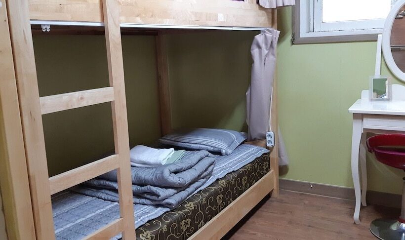 Birdsnest Hostel Hongdae Foreigner Only