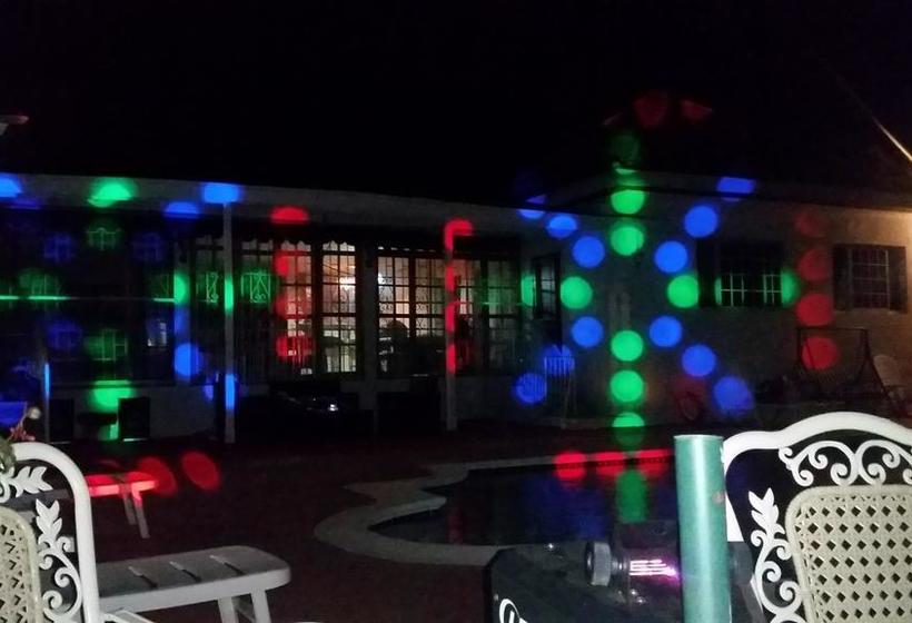 هتل A Piece Of Paradise Montego Bay