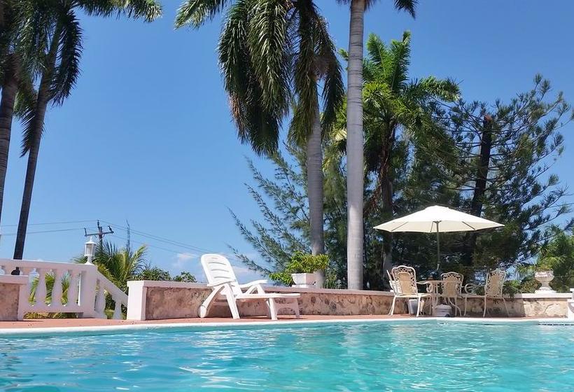 هتل A Piece Of Paradise Montego Bay