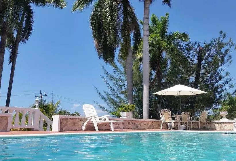 هتل A Piece Of Paradise Montego Bay