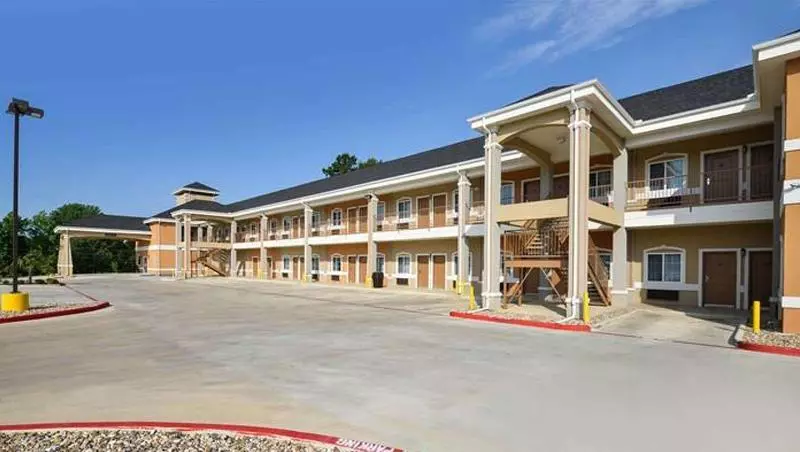 Hotelli Belmont Inn And Suites Tatum