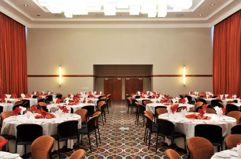 هتل Cresta Mahalapye