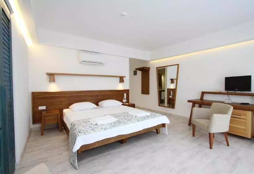 هتل Dedeminn Marina