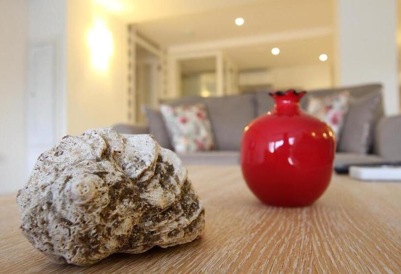 فندق Dedeminn Marina