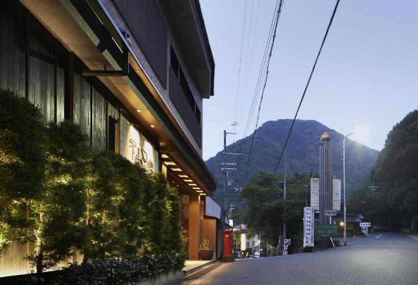 בית מלון כפרי Fudoguchikan