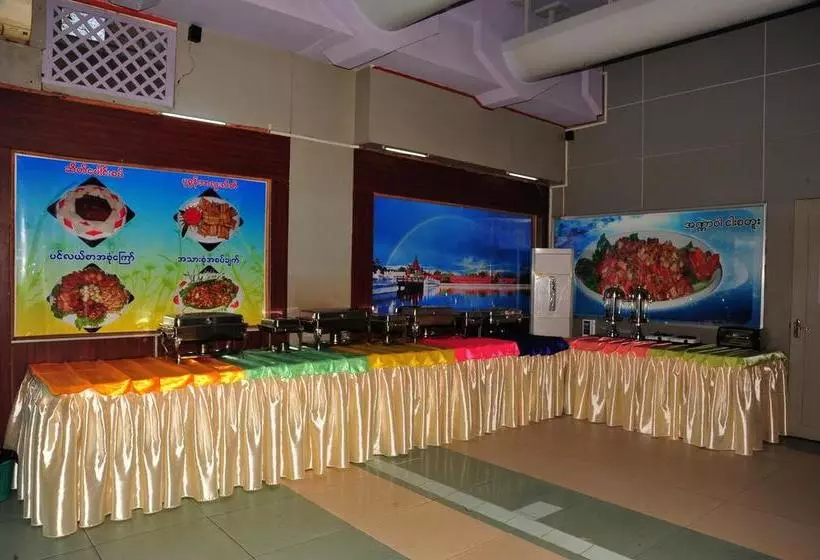 هتل Golden City Crown