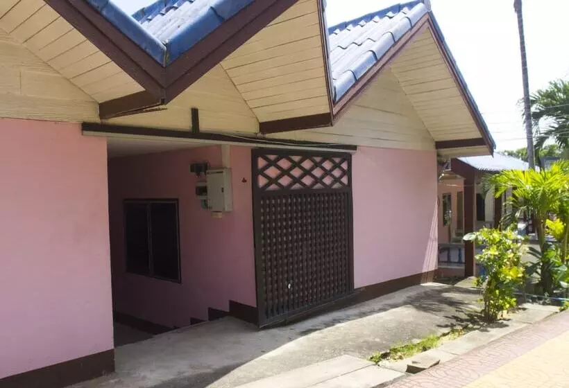 Hotel Gypsy Village 2