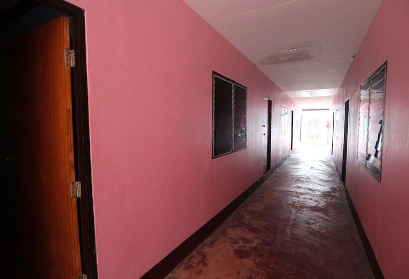 בית מלון כפרי Gypsy Village 2