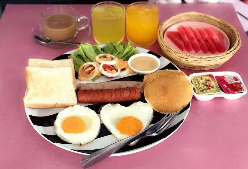 Hotel Gypsy Village 2