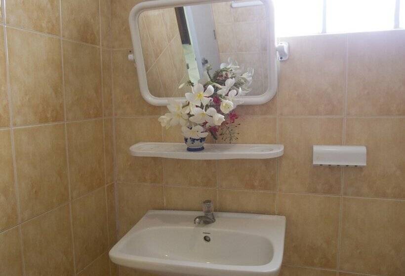 בית מלון כפרי Gypsy Village 2