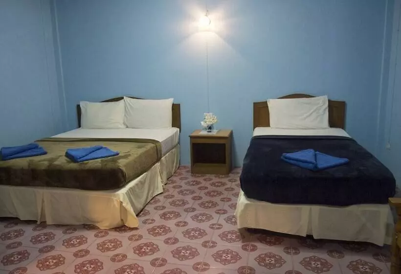 Hotel Gypsy Village 2