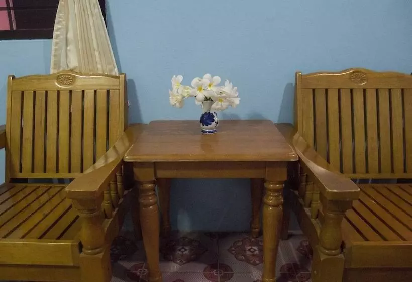 Hotel Gypsy Village 2