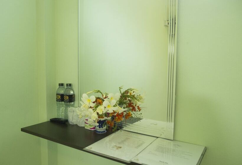 בית מלון כפרי Gypsy Village 2