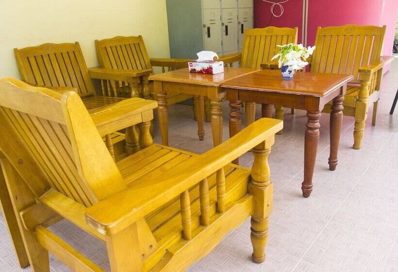 בית מלון כפרי Gypsy Village 2