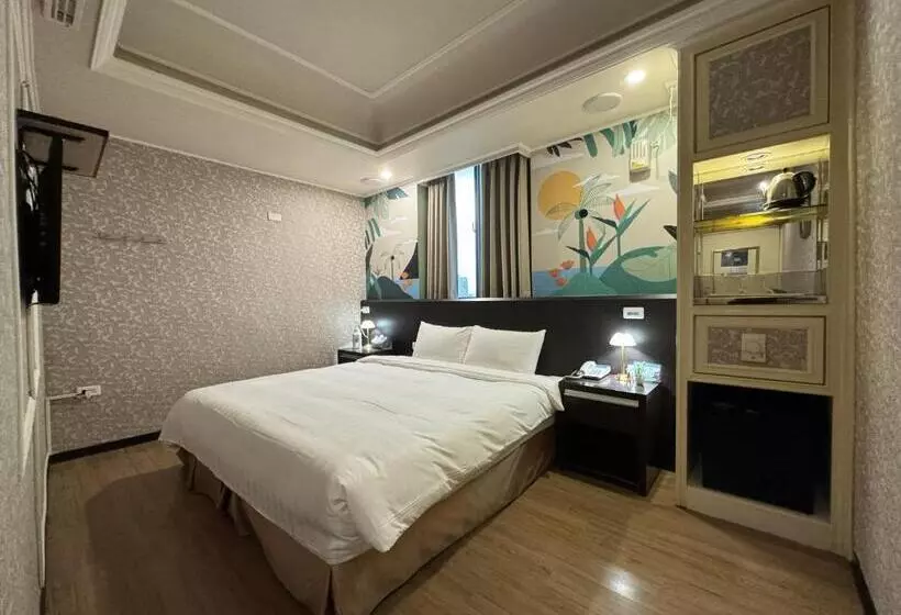 Finders Hotel Hualien Station