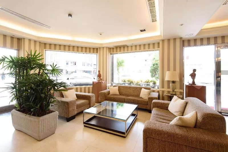 Finders Hotel Hualien Station