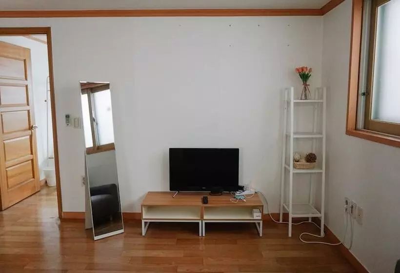 Hotel Hongdae One House