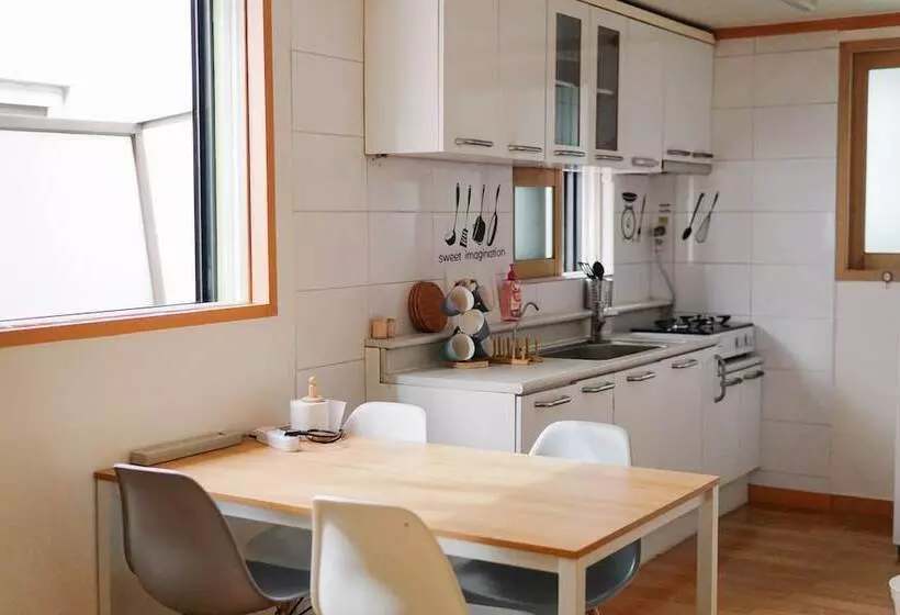 Hotel Hongdae One House