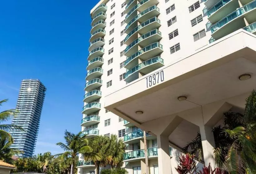 هتل Sunny Isles Ocean Reserve Condo Apartments