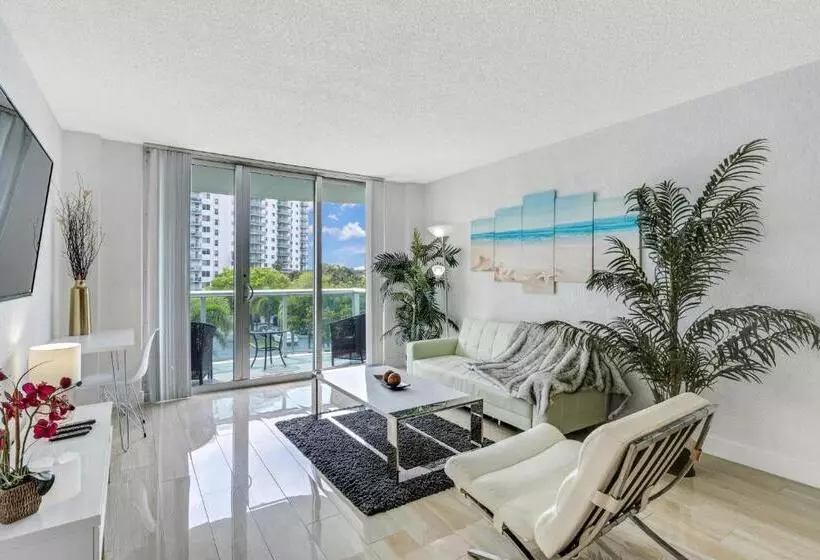 هتل Sunny Isles Ocean Reserve Condo Apartments