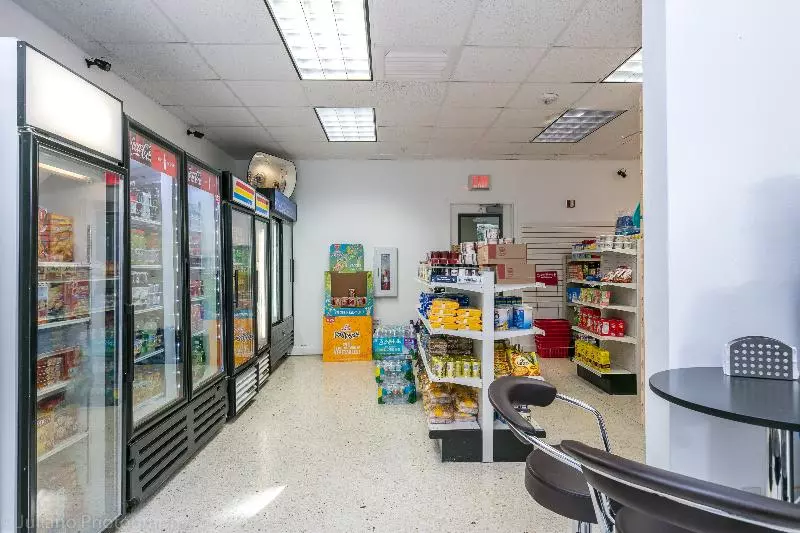 هتل Sunny Isles Ocean Reserve Condo Apartments