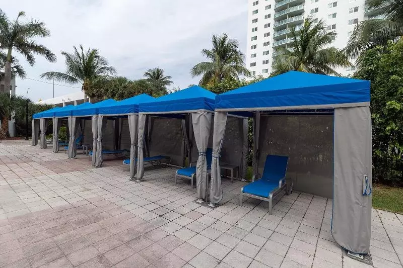 هتل Sunny Isles Ocean Reserve Condo Apartments
