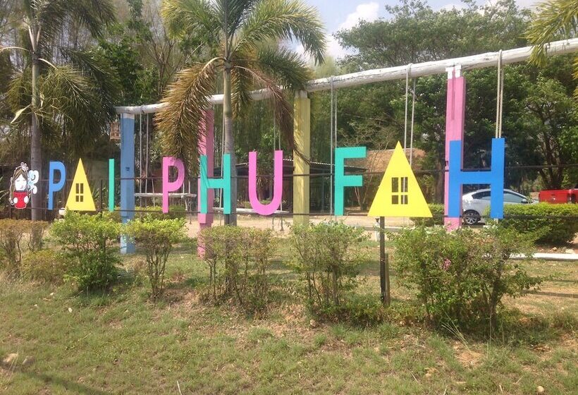 Hotell Pai Phu Fah