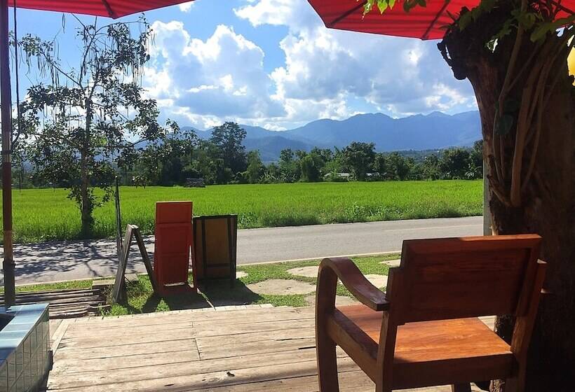 Hotell Pai Phu Fah