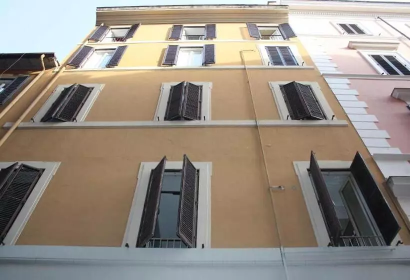 هتل Persia Collection Trevi