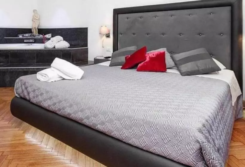 هتل Persia Collection Trevi