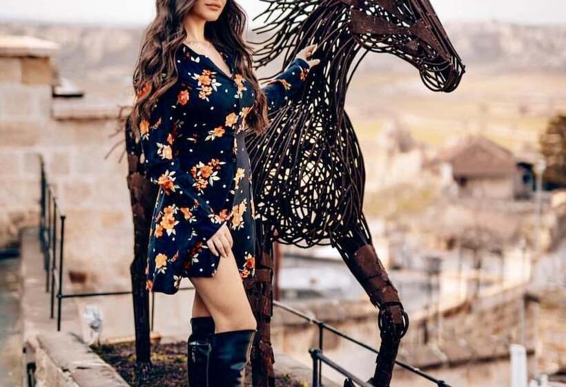 فندق Phocas Cave Suites