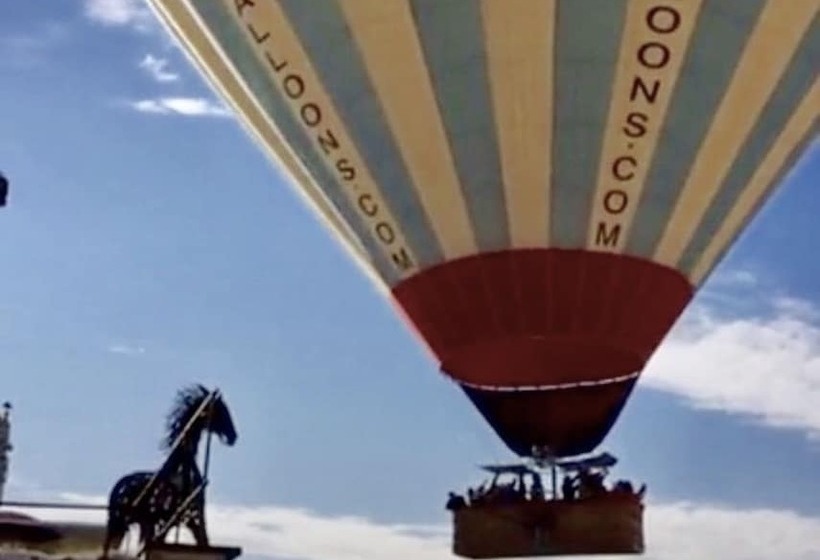 فندق Phocas Cave Suites