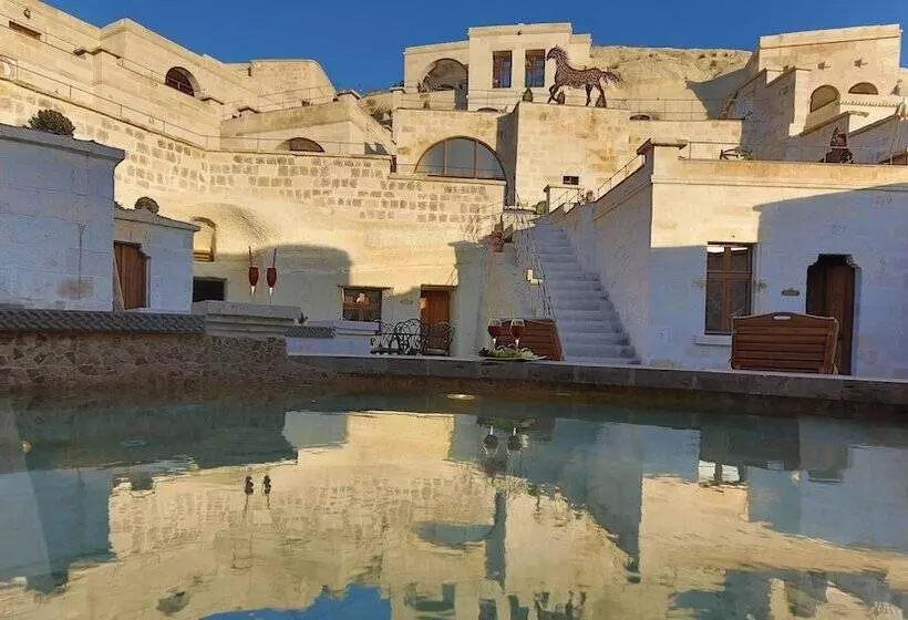 ホテル Phocas Cave Suites