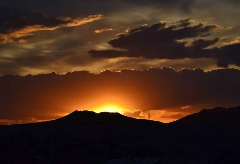 ホテル Phocas Cave Suites