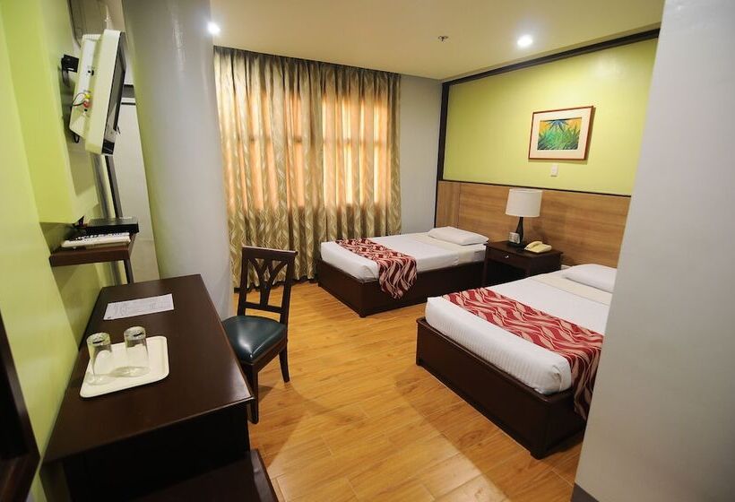 בית מלון כפרי Regency Inn