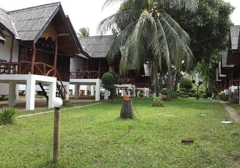 هتل Shangrilah Bungalow