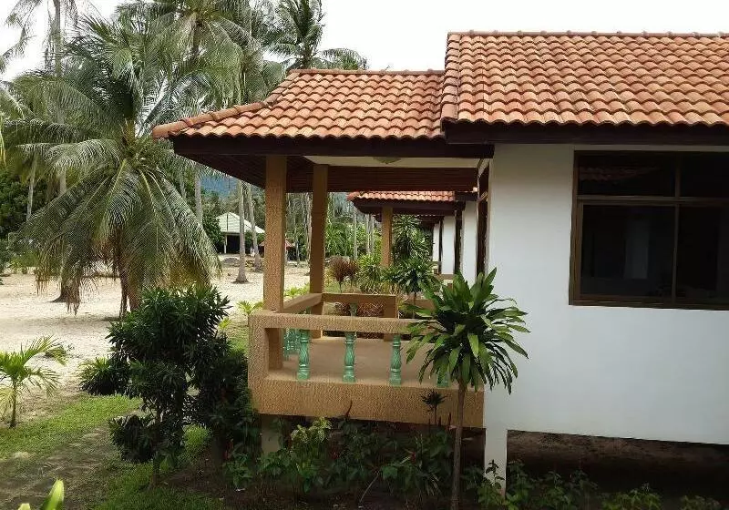 هتل Shangrilah Bungalow