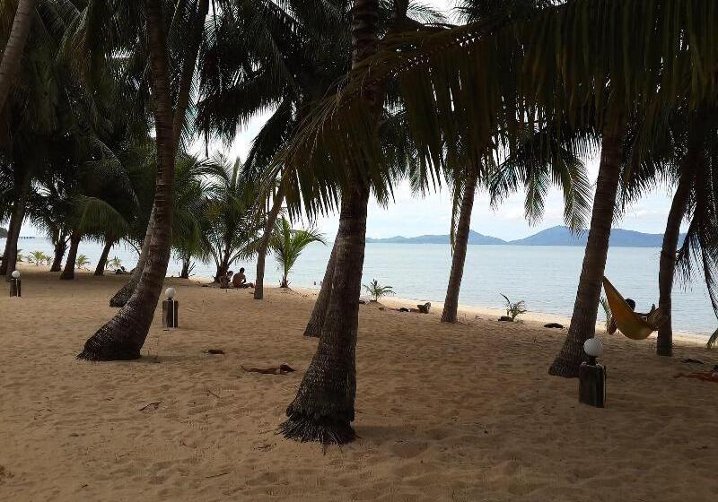 هتل Shangrilah Bungalow