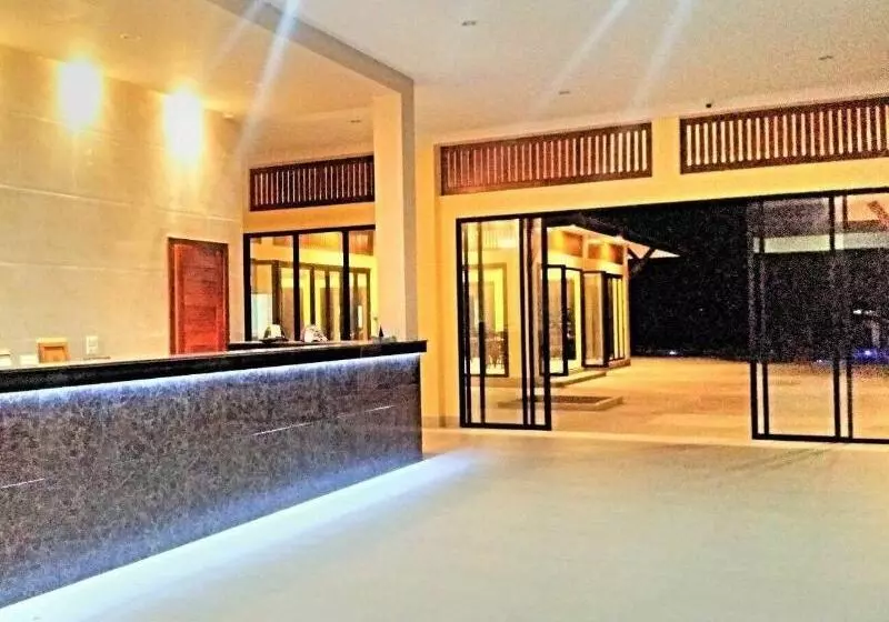 هتل Shangrilah Bungalow