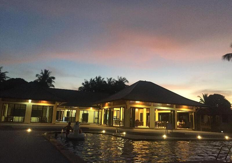 هتل Shangrilah Bungalow