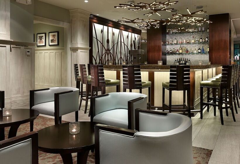 Hotel The Reeds At Shelter Haven