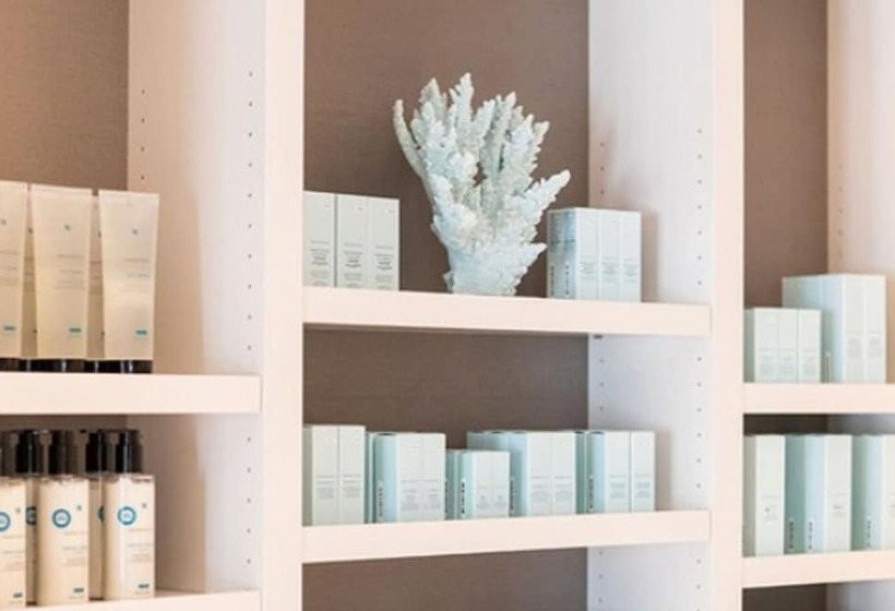 Hotel The Reeds At Shelter Haven