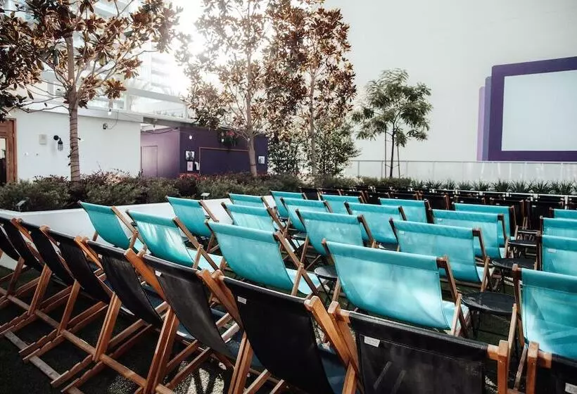 Level Los Angeles   Downtown South Olive