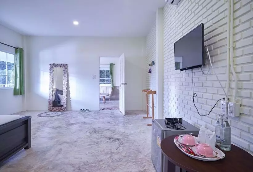 Пансион Manyi Boutique House