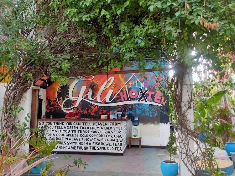 Gili Beach Bum Hostel