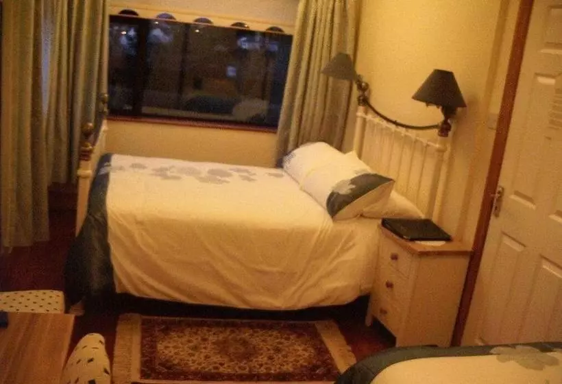 Aamiaismajoitus (B&B) Aard Oakleigh