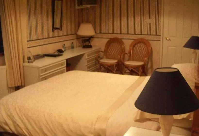 Aamiaismajoitus (B&B) Aard Oakleigh