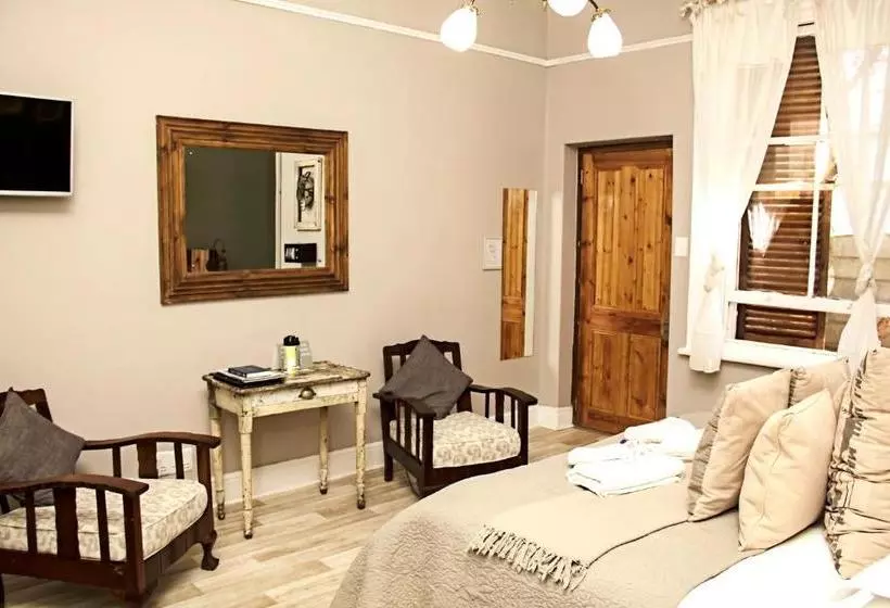 ベッドアンドブレックファースト Cape Karoo Guesthouse
