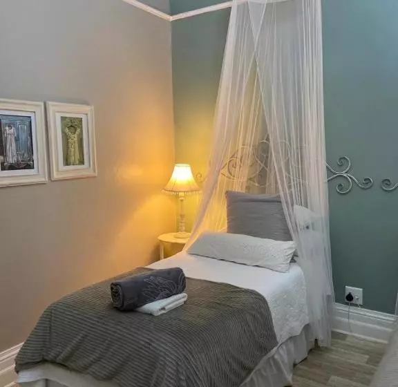 ベッドアンドブレックファースト Cape Karoo Guesthouse